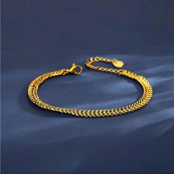 #48 ⭐️ NEW 18k Gold Weave Chain Link Bracelet- Lightweight Layering Bracelet - Picture 4 of 8